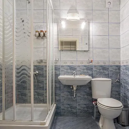Big 2-bedroom - Each Triggers Donation To Non-profit Organisation Apartment